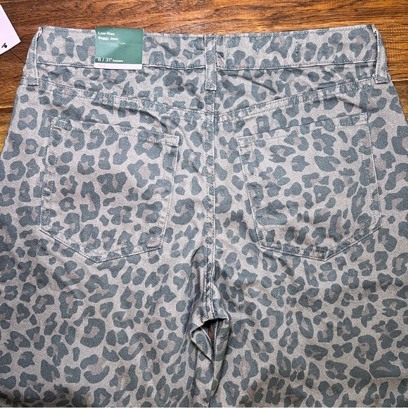 NWT Wild Fable Leopard Print Low Rise Baggy Jeans Size 8 31" Inseam - Picture 9 of 10